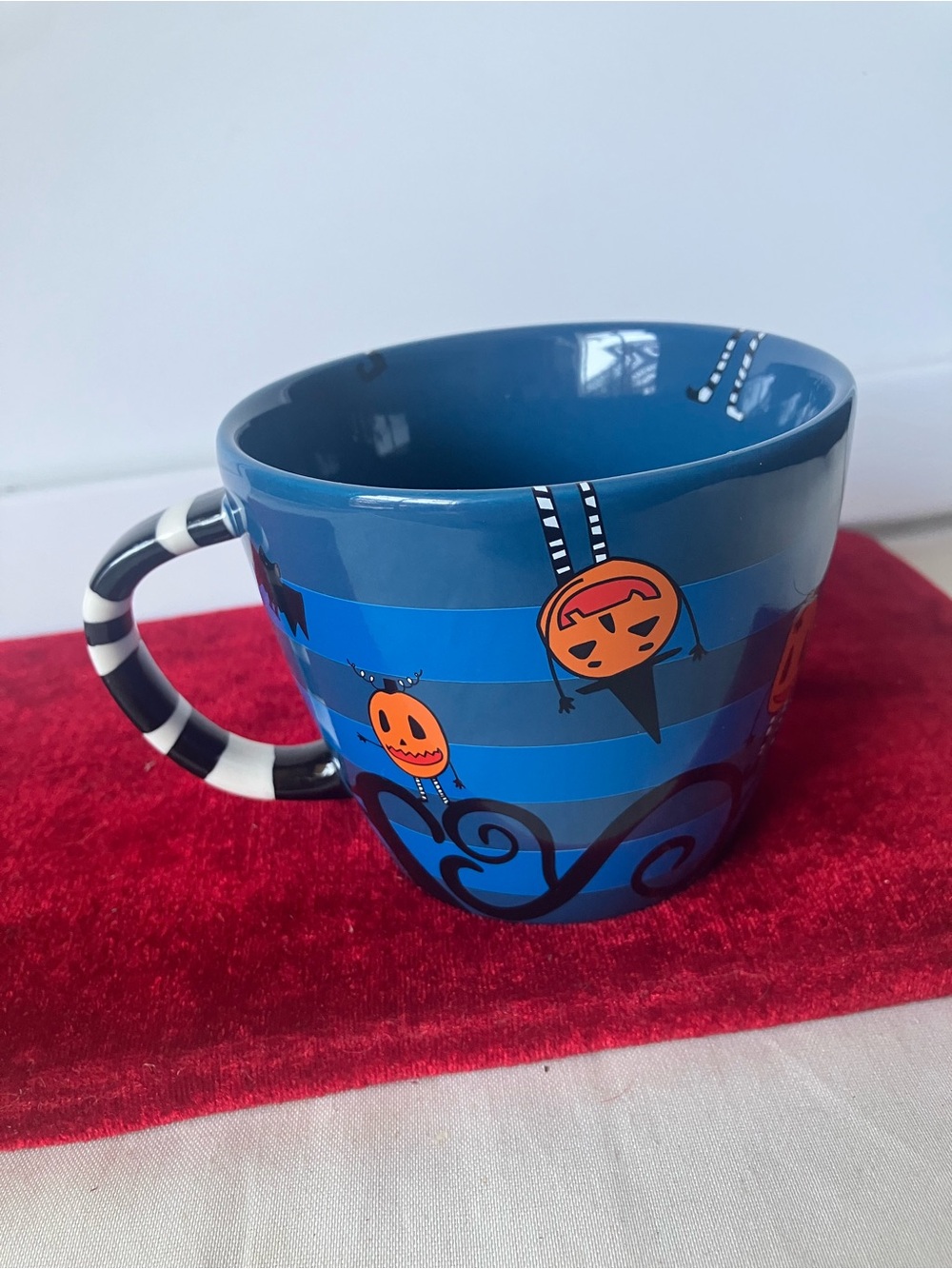Rare Vintage Starbucks Halloween Mug 2009 Blue Pumpkin Bats Witch Legs 12oz. NEW